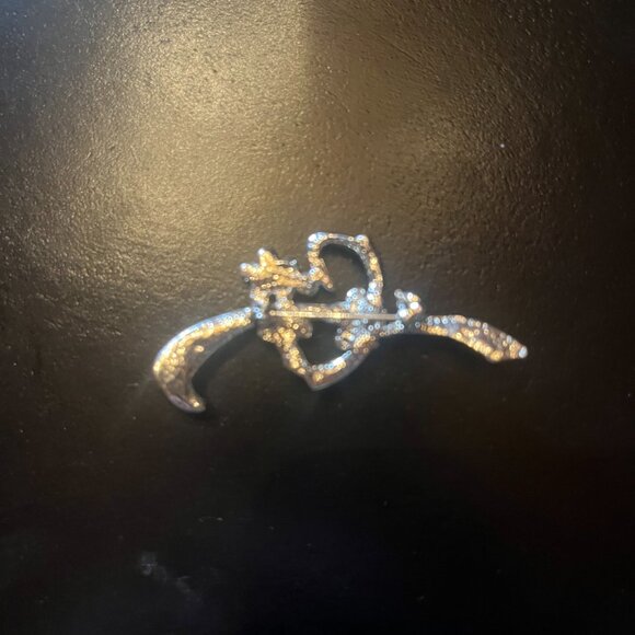 Vintage Silver Tone Bar Brooch with Clear Rhinestone Flower Design - Picture 3 of 5